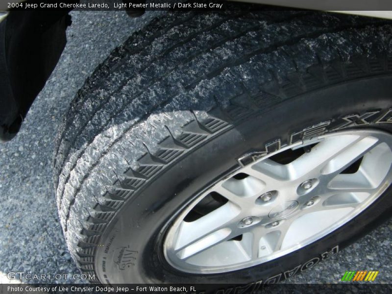 Light Pewter Metallic / Dark Slate Gray 2004 Jeep Grand Cherokee Laredo