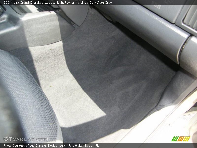 Light Pewter Metallic / Dark Slate Gray 2004 Jeep Grand Cherokee Laredo