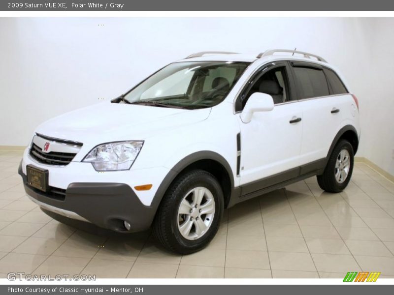 Polar White / Gray 2009 Saturn VUE XE