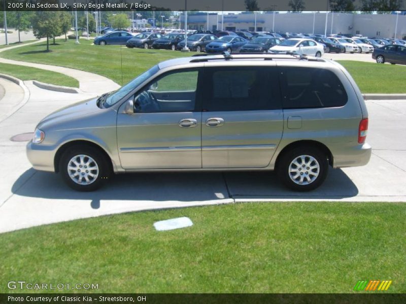 Silky Beige Metallic / Beige 2005 Kia Sedona LX