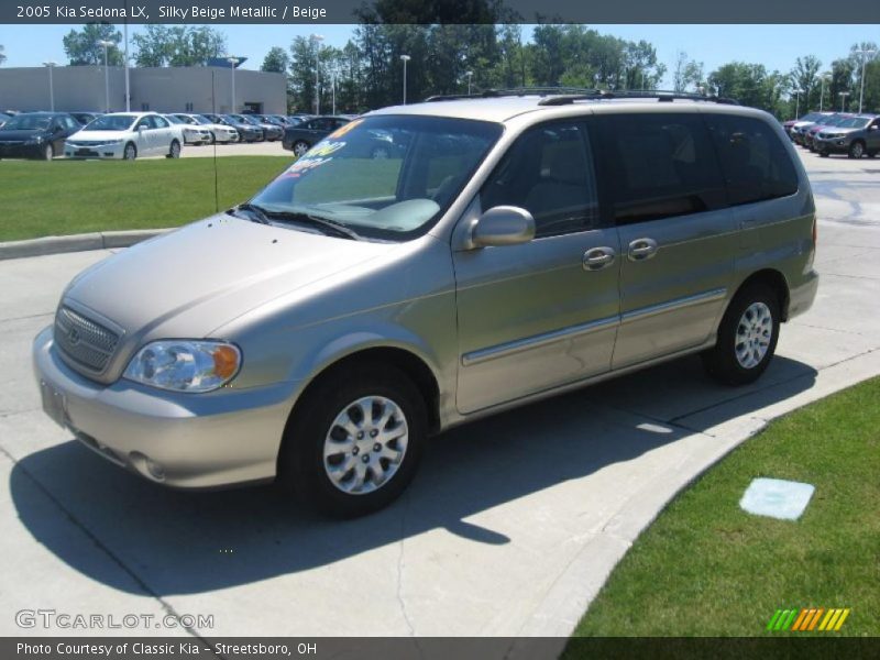 Silky Beige Metallic / Beige 2005 Kia Sedona LX