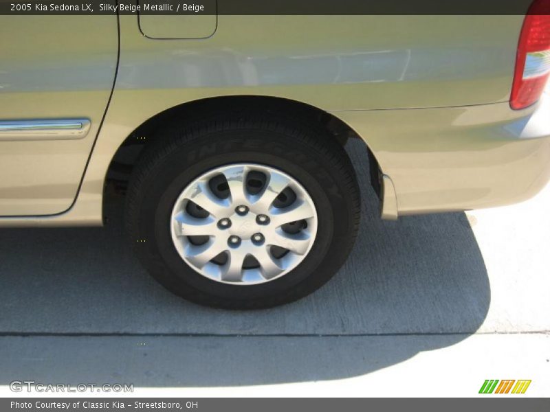 Silky Beige Metallic / Beige 2005 Kia Sedona LX
