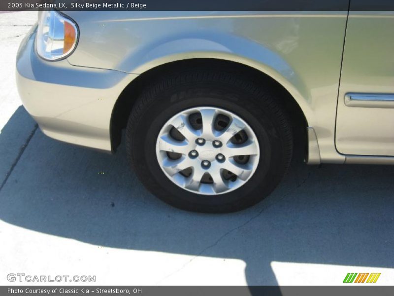 Silky Beige Metallic / Beige 2005 Kia Sedona LX