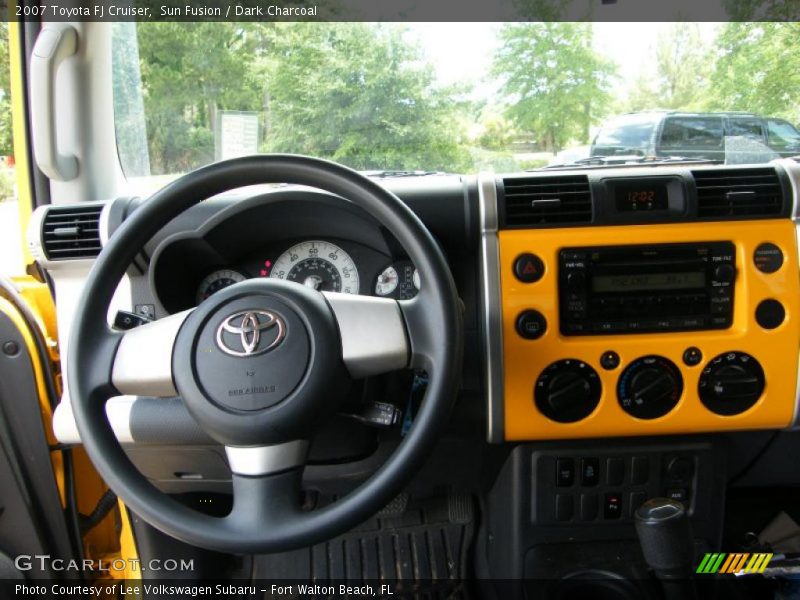 Sun Fusion / Dark Charcoal 2007 Toyota FJ Cruiser