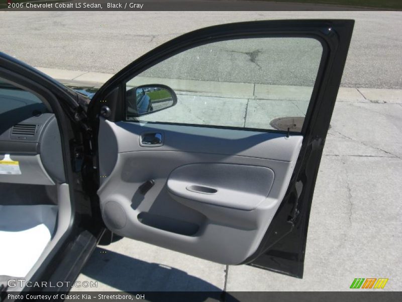 Black / Gray 2006 Chevrolet Cobalt LS Sedan
