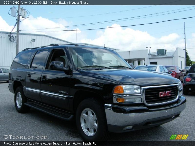 Onyx Black / Neutral/Shale 2004 GMC Yukon XL 1500 SLT