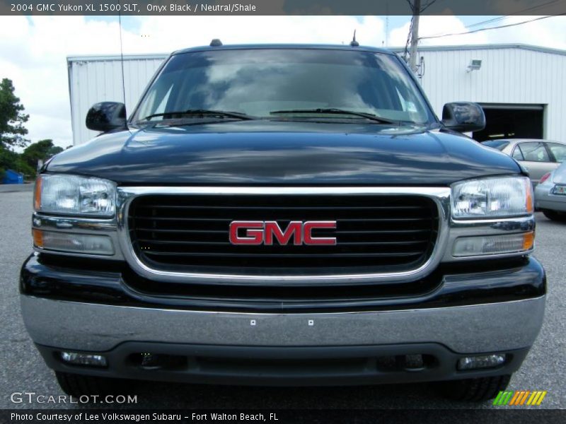 Onyx Black / Neutral/Shale 2004 GMC Yukon XL 1500 SLT