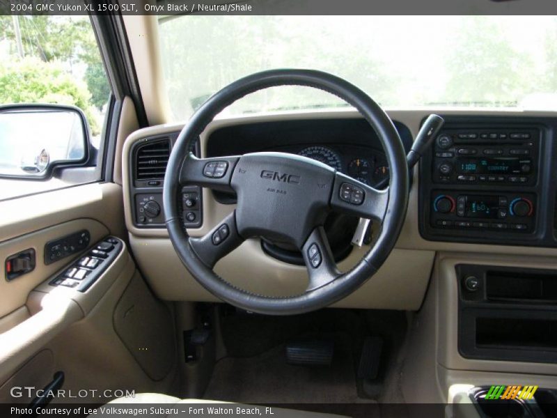 Onyx Black / Neutral/Shale 2004 GMC Yukon XL 1500 SLT