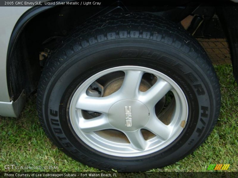 Liquid Silver Metallic / Light Gray 2005 GMC Envoy SLE