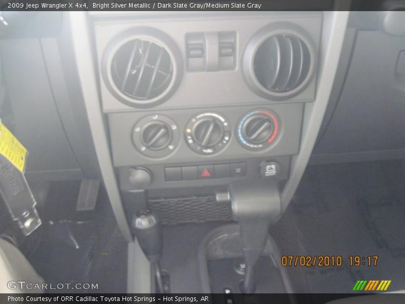 Bright Silver Metallic / Dark Slate Gray/Medium Slate Gray 2009 Jeep Wrangler X 4x4