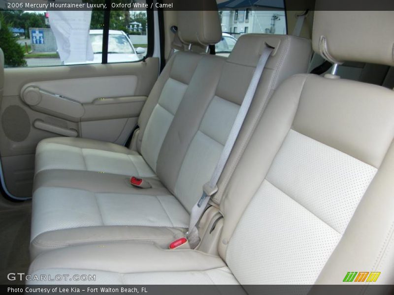Oxford White / Camel 2006 Mercury Mountaineer Luxury