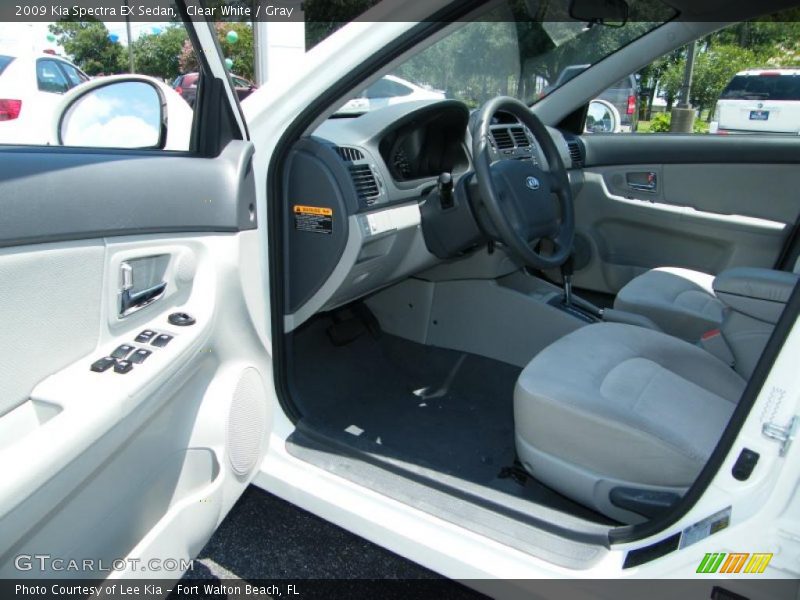 Clear White / Gray 2009 Kia Spectra EX Sedan