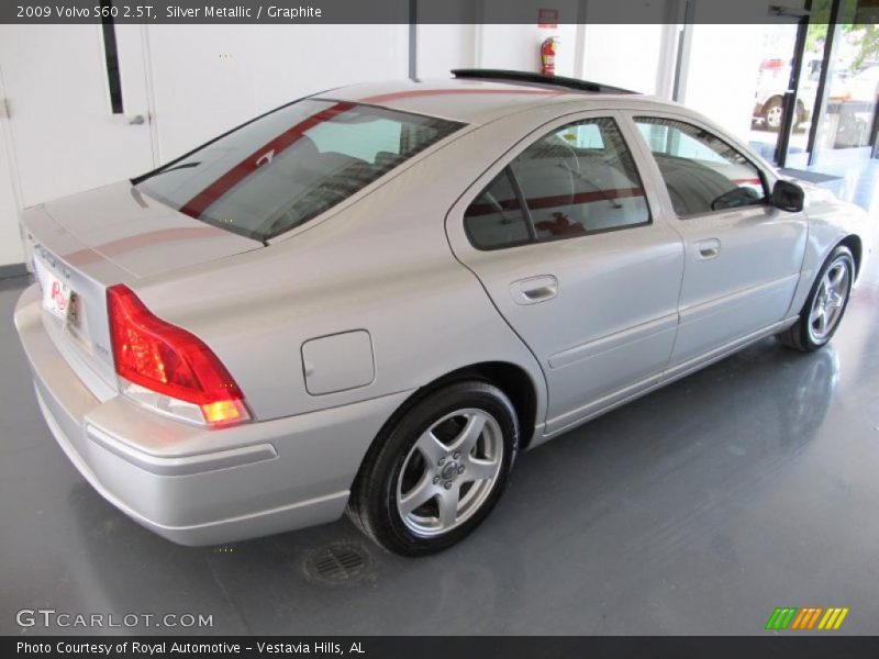 Silver Metallic / Graphite 2009 Volvo S60 2.5T