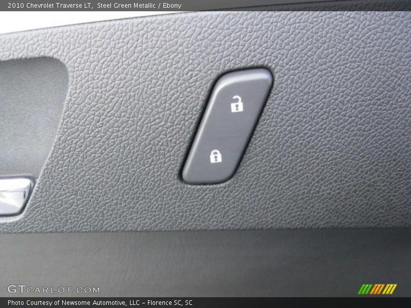 Steel Green Metallic / Ebony 2010 Chevrolet Traverse LT