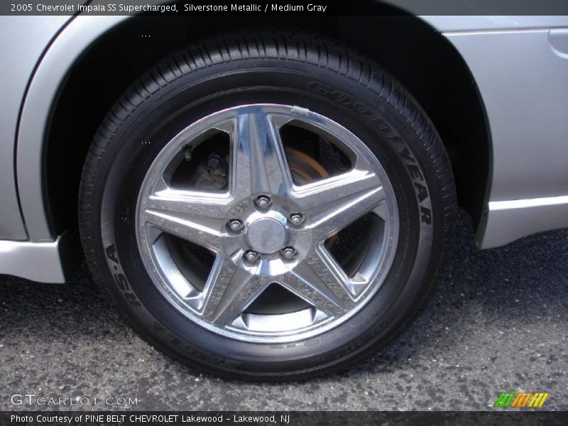 Silverstone Metallic / Medium Gray 2005 Chevrolet Impala SS Supercharged