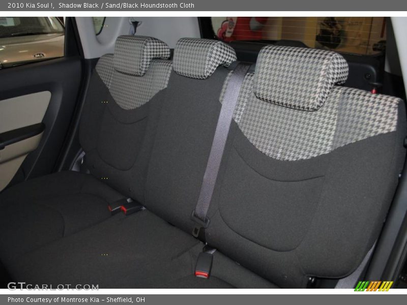 Shadow Black / Sand/Black Houndstooth Cloth 2010 Kia Soul !