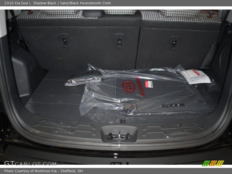 Shadow Black / Sand/Black Houndstooth Cloth 2010 Kia Soul !