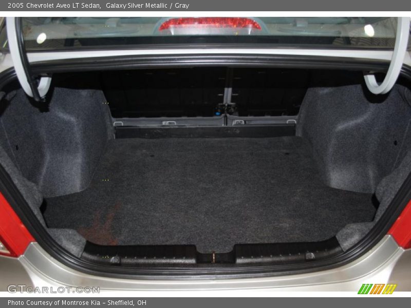 Galaxy Silver Metallic / Gray 2005 Chevrolet Aveo LT Sedan