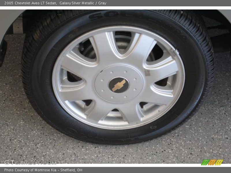 Galaxy Silver Metallic / Gray 2005 Chevrolet Aveo LT Sedan