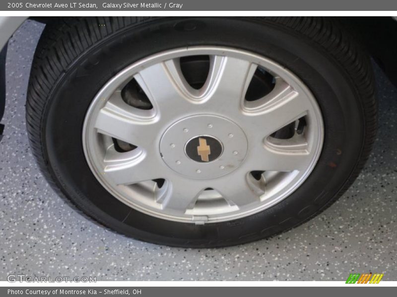 Galaxy Silver Metallic / Gray 2005 Chevrolet Aveo LT Sedan