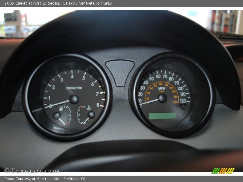 Galaxy Silver Metallic / Gray 2005 Chevrolet Aveo LT Sedan