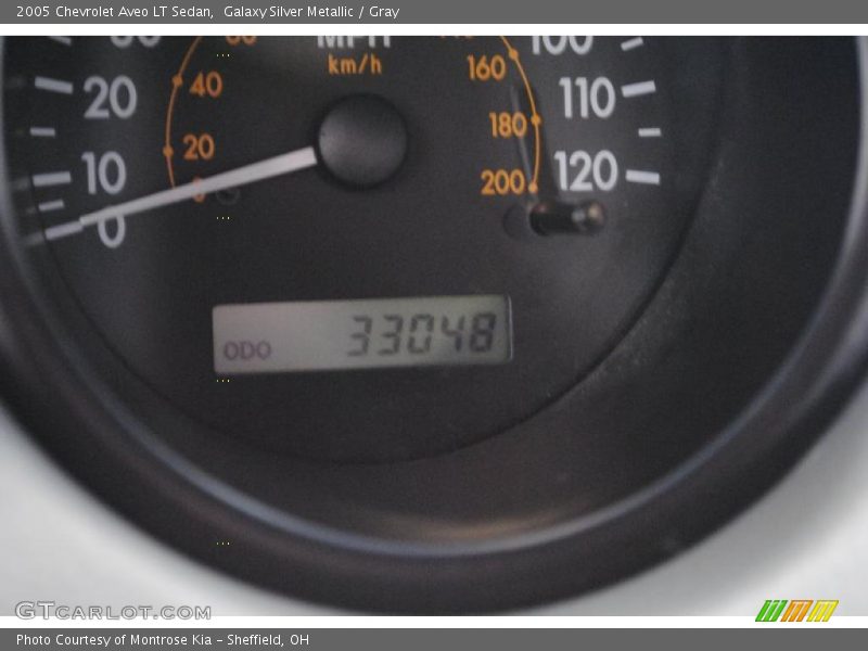 Galaxy Silver Metallic / Gray 2005 Chevrolet Aveo LT Sedan