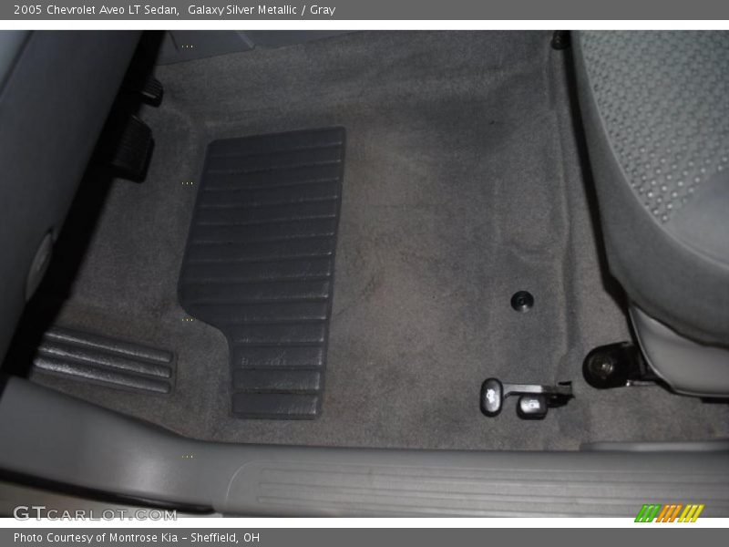 Galaxy Silver Metallic / Gray 2005 Chevrolet Aveo LT Sedan