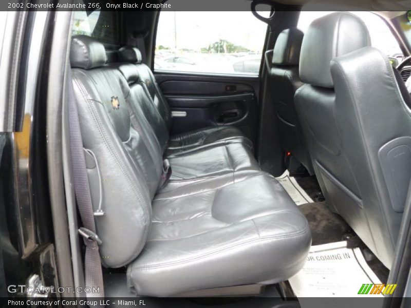 Onyx Black / Graphite 2002 Chevrolet Avalanche Z66