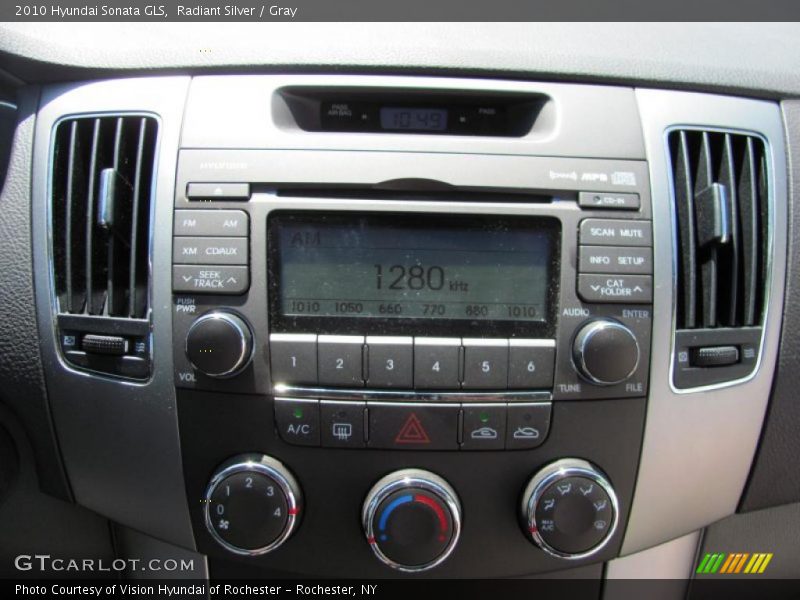 Radiant Silver / Gray 2010 Hyundai Sonata GLS