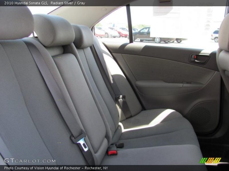 Radiant Silver / Gray 2010 Hyundai Sonata GLS