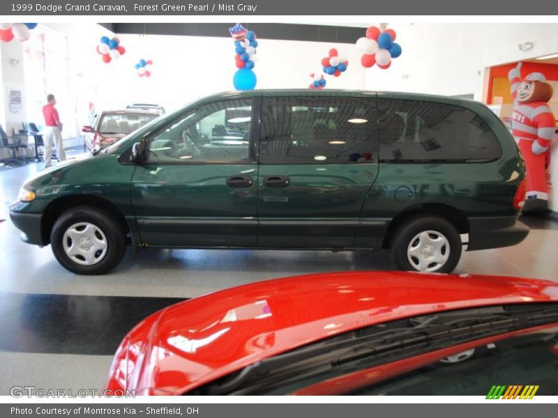 Forest Green Pearl / Mist Gray 1999 Dodge Grand Caravan