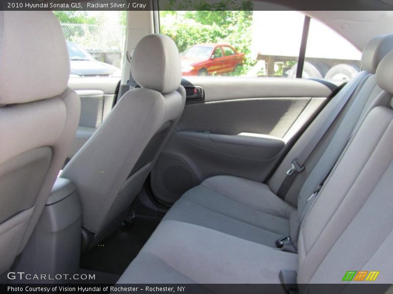 Radiant Silver / Gray 2010 Hyundai Sonata GLS