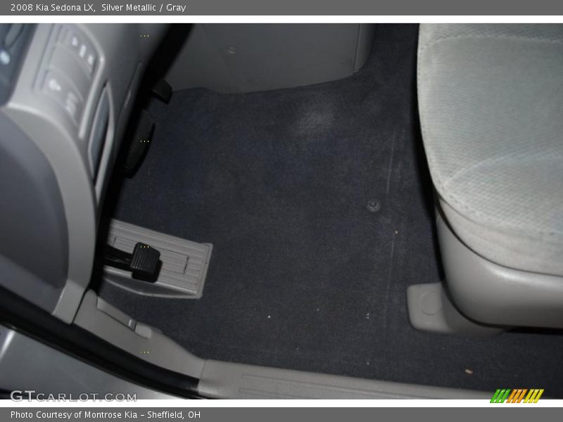 Silver Metallic / Gray 2008 Kia Sedona LX