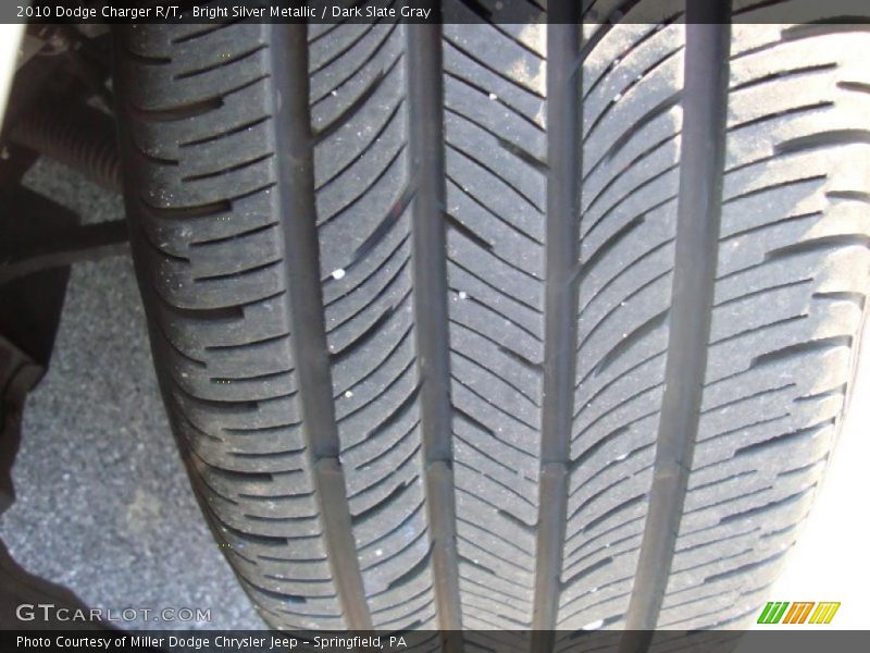 Bright Silver Metallic / Dark Slate Gray 2010 Dodge Charger R/T