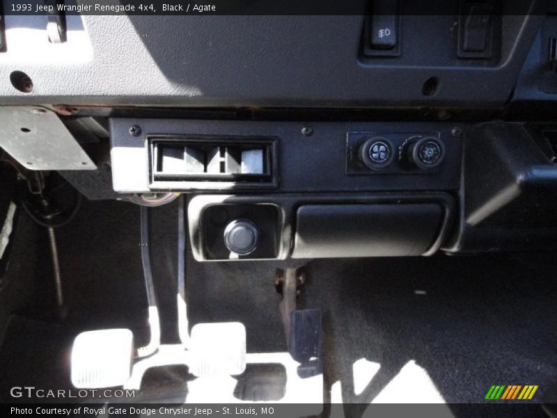 Black / Agate 1993 Jeep Wrangler Renegade 4x4