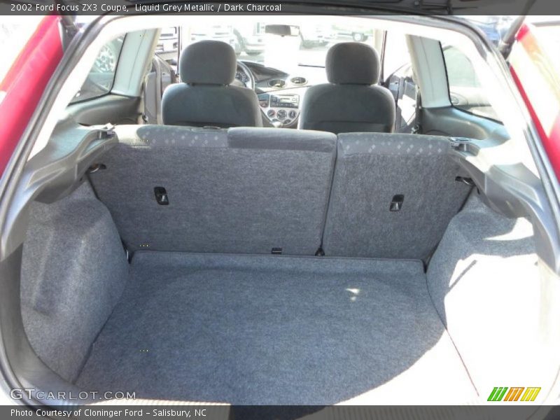 Liquid Grey Metallic / Dark Charcoal 2002 Ford Focus ZX3 Coupe