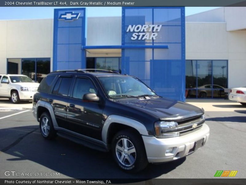 Dark Gray Metallic / Medium Pewter 2004 Chevrolet TrailBlazer LT 4x4