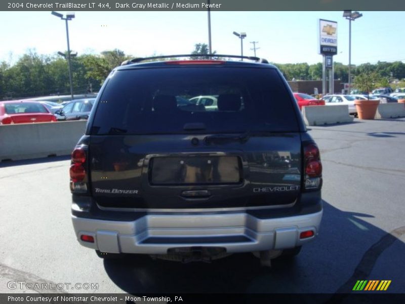 Dark Gray Metallic / Medium Pewter 2004 Chevrolet TrailBlazer LT 4x4