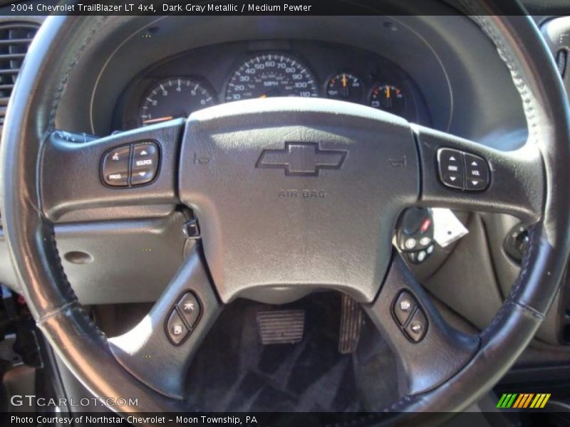 Dark Gray Metallic / Medium Pewter 2004 Chevrolet TrailBlazer LT 4x4