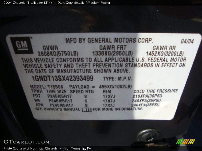 Dark Gray Metallic / Medium Pewter 2004 Chevrolet TrailBlazer LT 4x4