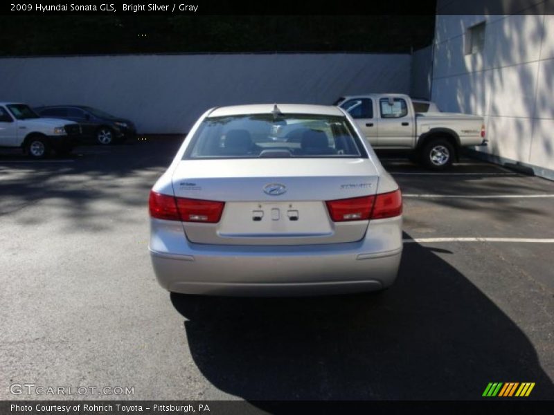 Bright Silver / Gray 2009 Hyundai Sonata GLS