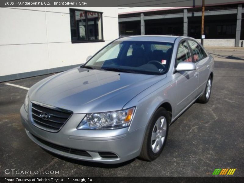Bright Silver / Gray 2009 Hyundai Sonata GLS