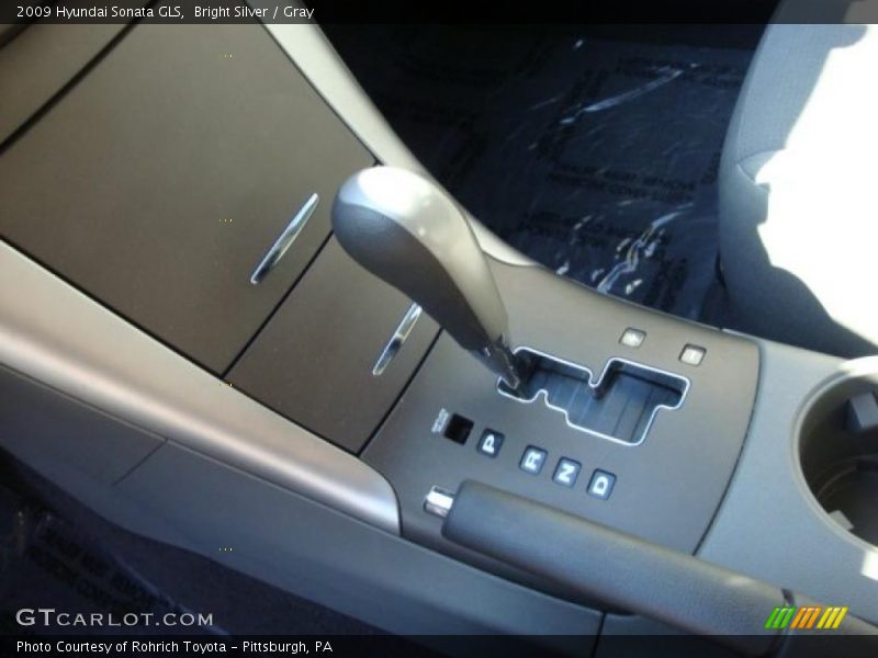 Bright Silver / Gray 2009 Hyundai Sonata GLS