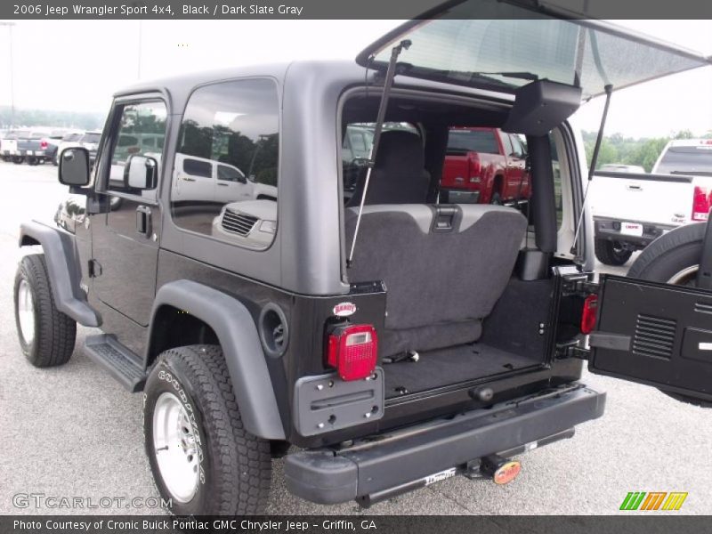 Black / Dark Slate Gray 2006 Jeep Wrangler Sport 4x4