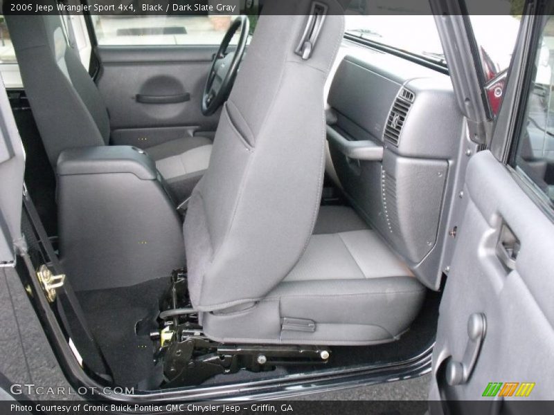 Black / Dark Slate Gray 2006 Jeep Wrangler Sport 4x4