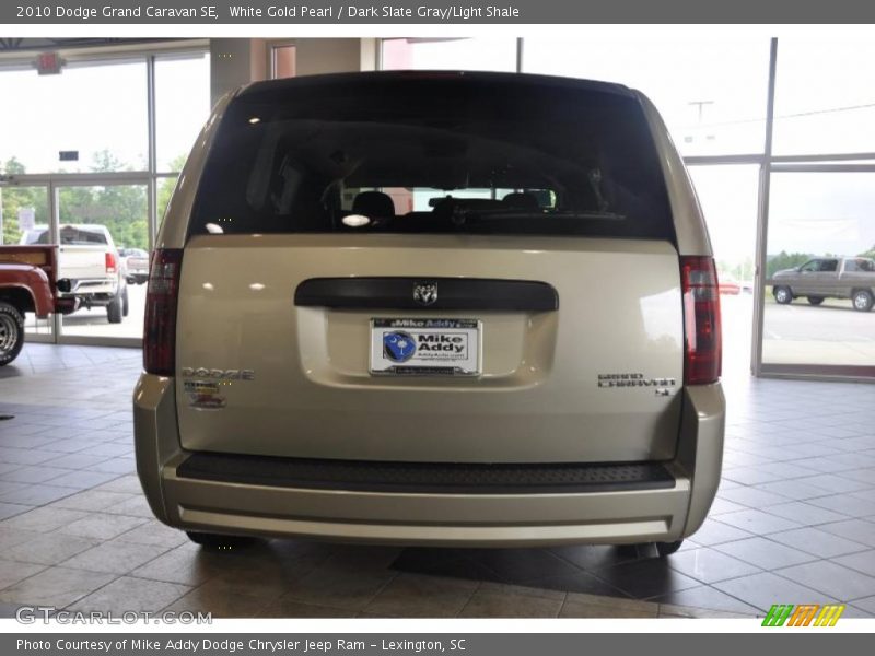 White Gold Pearl / Dark Slate Gray/Light Shale 2010 Dodge Grand Caravan SE