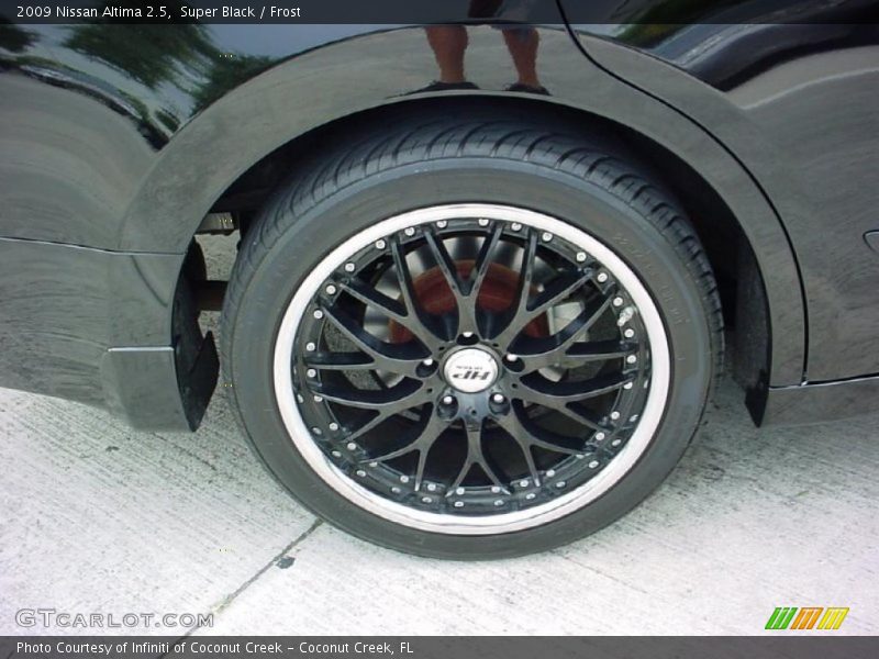 Super Black / Frost 2009 Nissan Altima 2.5