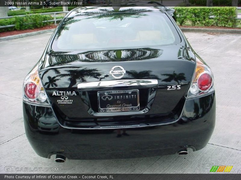 Super Black / Frost 2009 Nissan Altima 2.5