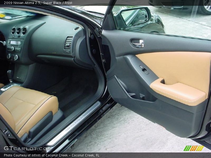 Super Black / Frost 2009 Nissan Altima 2.5