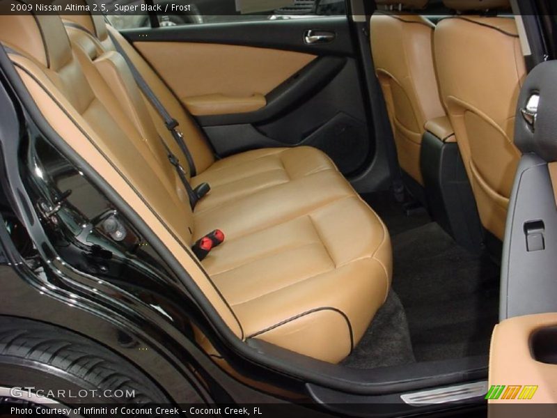 Super Black / Frost 2009 Nissan Altima 2.5